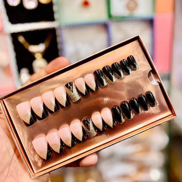 O.TWO.O Cosmetics – Nails Set