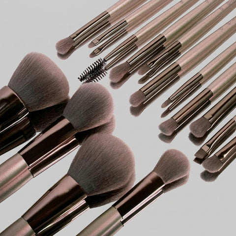 DANAID WORLD  BH Cosmetics | Lavish Elegance Brush Set