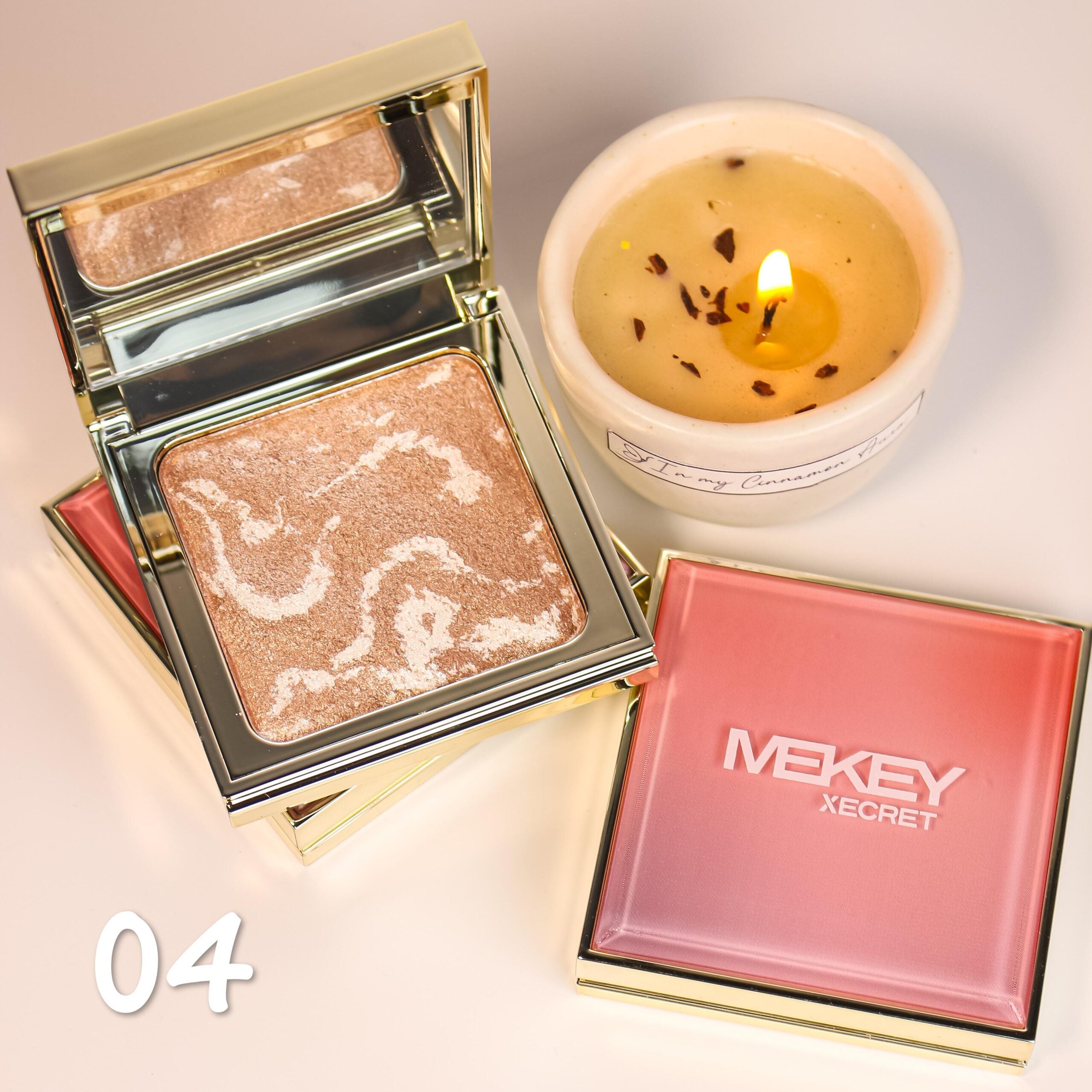 Mekey Xecret Luminous Glow Highlighter