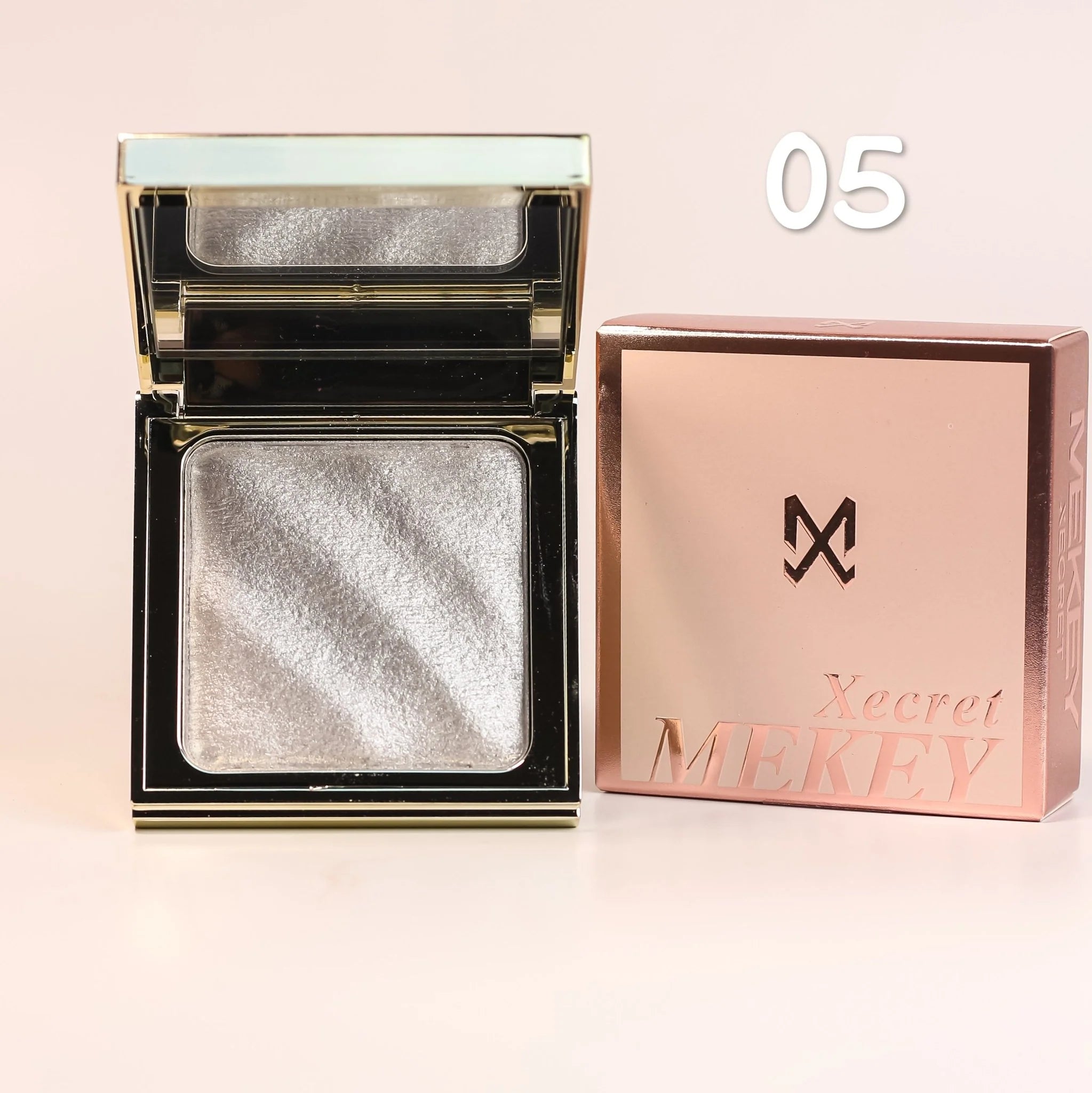 Mekey Xecret Luminous Glow Highlighter